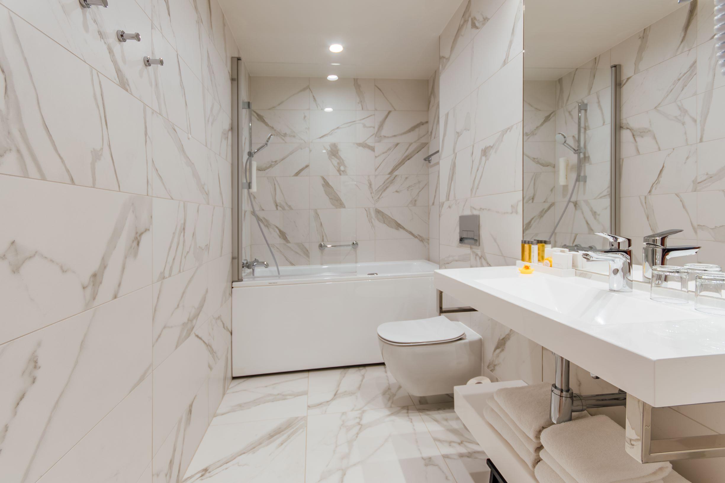 Centennial Nexus Viesnīca 4*